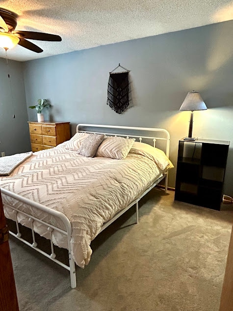 Building Photo - 2828 Saturn Ave