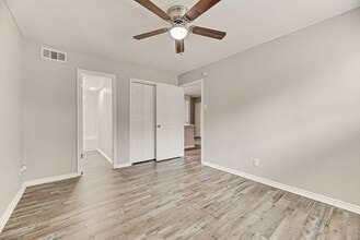 Building Photo - Springhollow Apartments