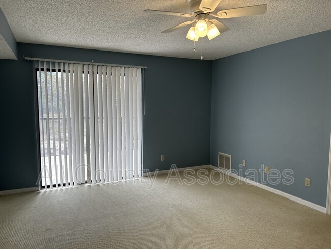 Building Photo - 504 So Florida Ave