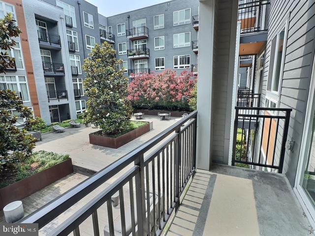 Building Photo - 145 Riverhaven Dr