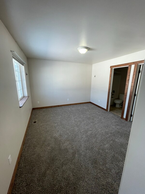 Building Photo - 1429 11th St W