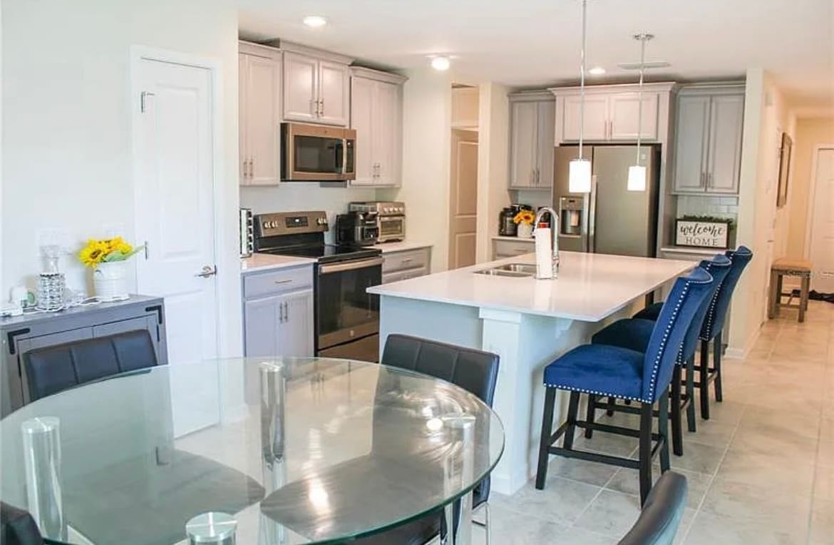 Building Photo - 2881 Black Birch Dr