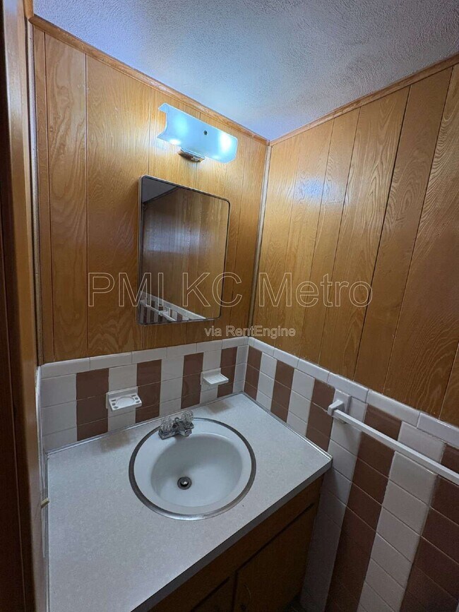 Building Photo - 11709 E Winner Rd