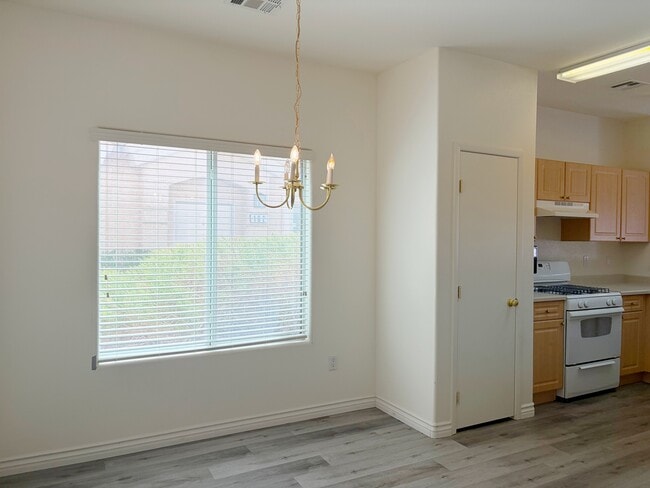 Building Photo - 9315 Indian Corn Ct