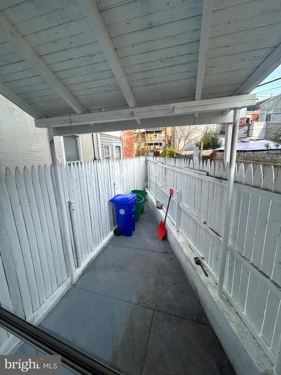 Building Photo - 349 Pearl St