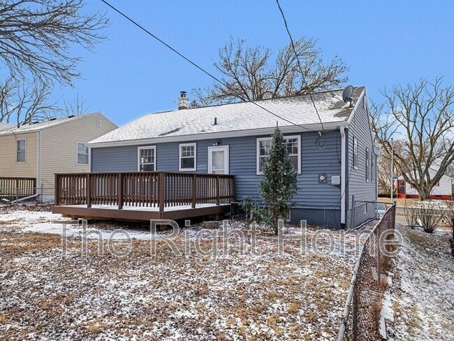 Building Photo - 3721 N 60th St