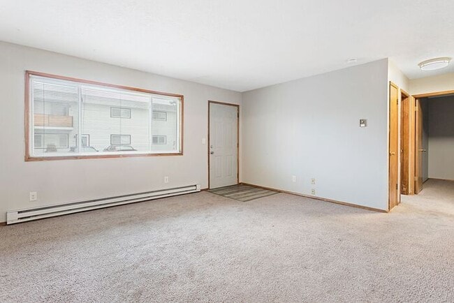 Building Photo - Remodeled 2 bedroom across from Providence...
