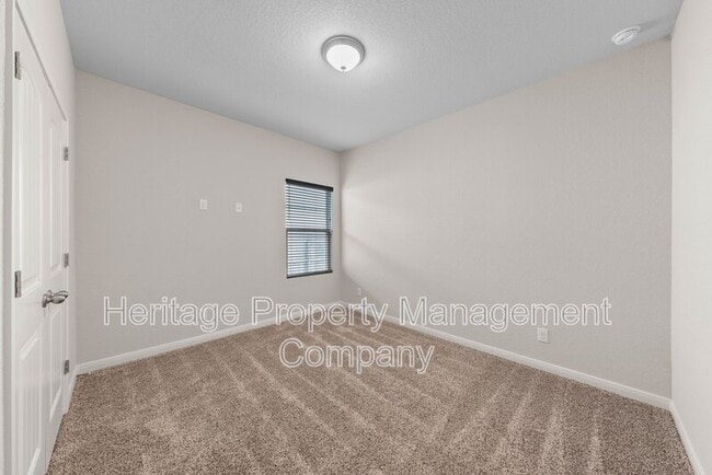 Building Photo - 148 Sambar Main
