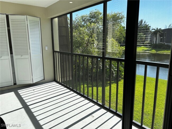 Building Photo - 1645 Spoonbill Ln
