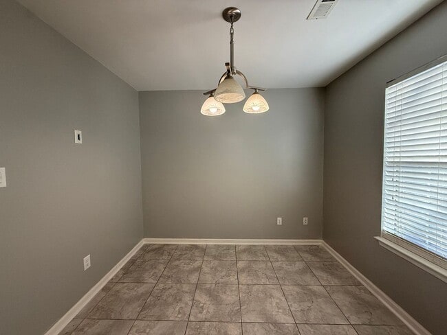 Building Photo - Spacious 4-Bedroom Home in Desirable Lee’s Mill! "ASK ABOUT OUR ZERO DEPOSIT"