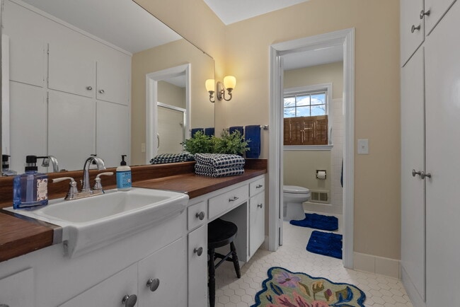 Building Photo - 5 Coleman Park Cir