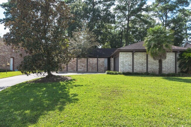 Building Photo - 25535 Wingfield Ln