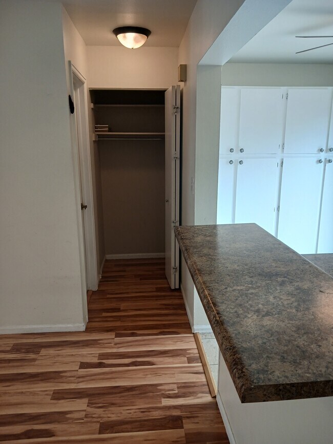 Building Photo - 4373 W Ponds Cir