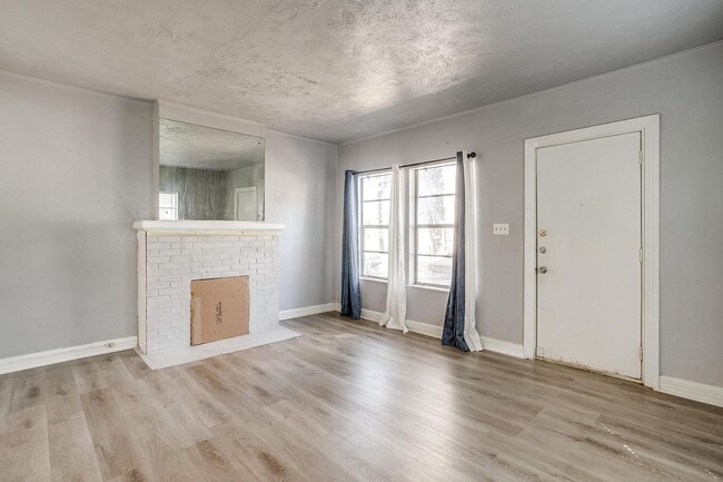 Building Photo - 2604 Bomar Ave