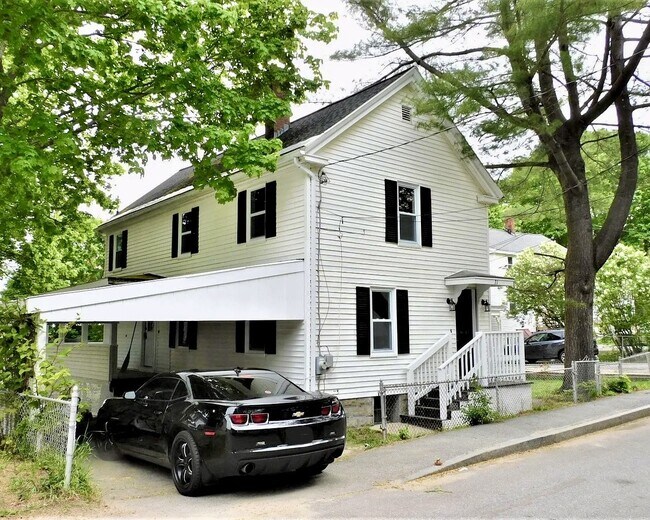 Building Photo - 31 Wesley St
