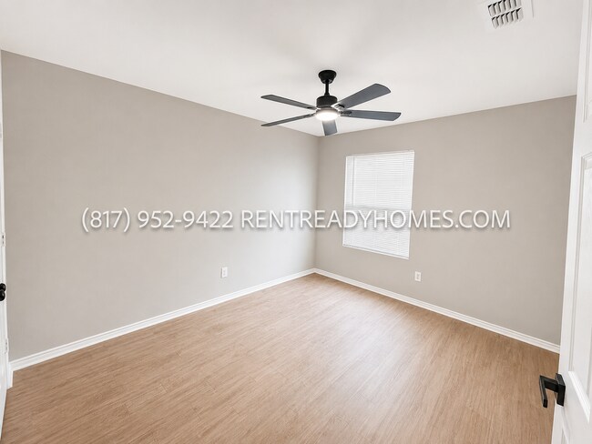 Building Photo - 3405 Plantation Ln