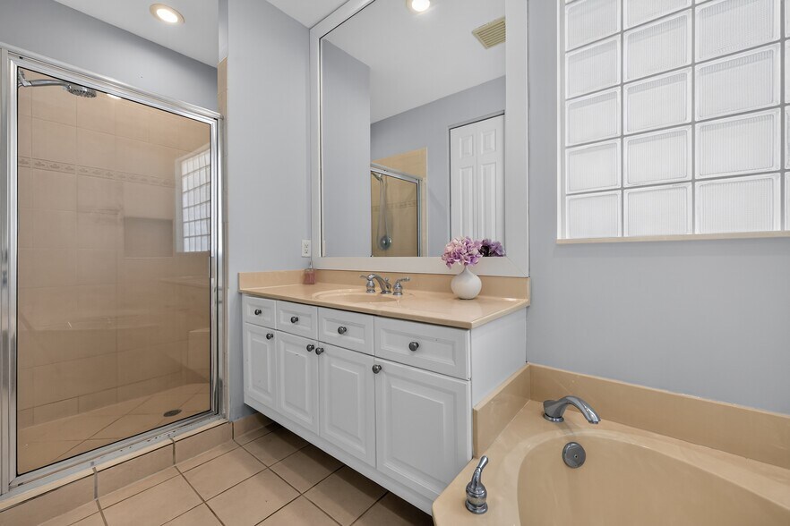 Building Photo - 143 Isle Verde Way
