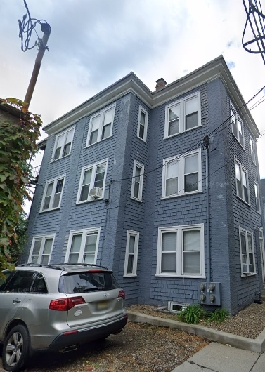 Building Photo - 5 Elmer St
