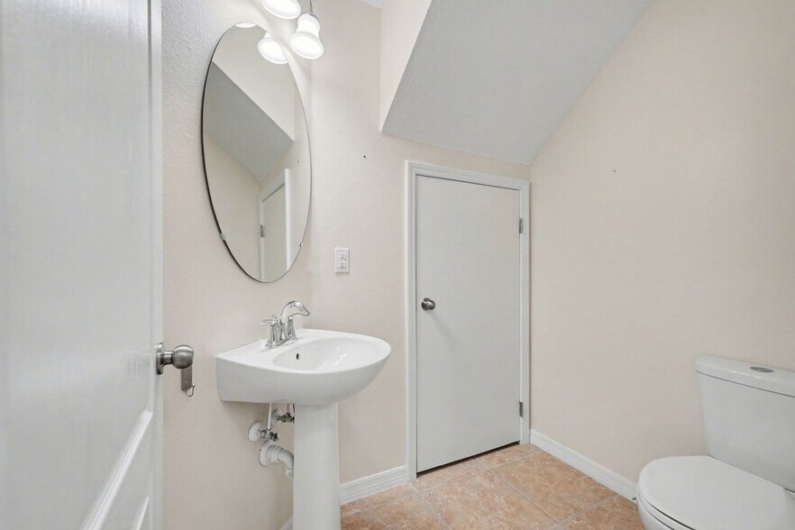 Building Photo - 6246 Timberly Ln