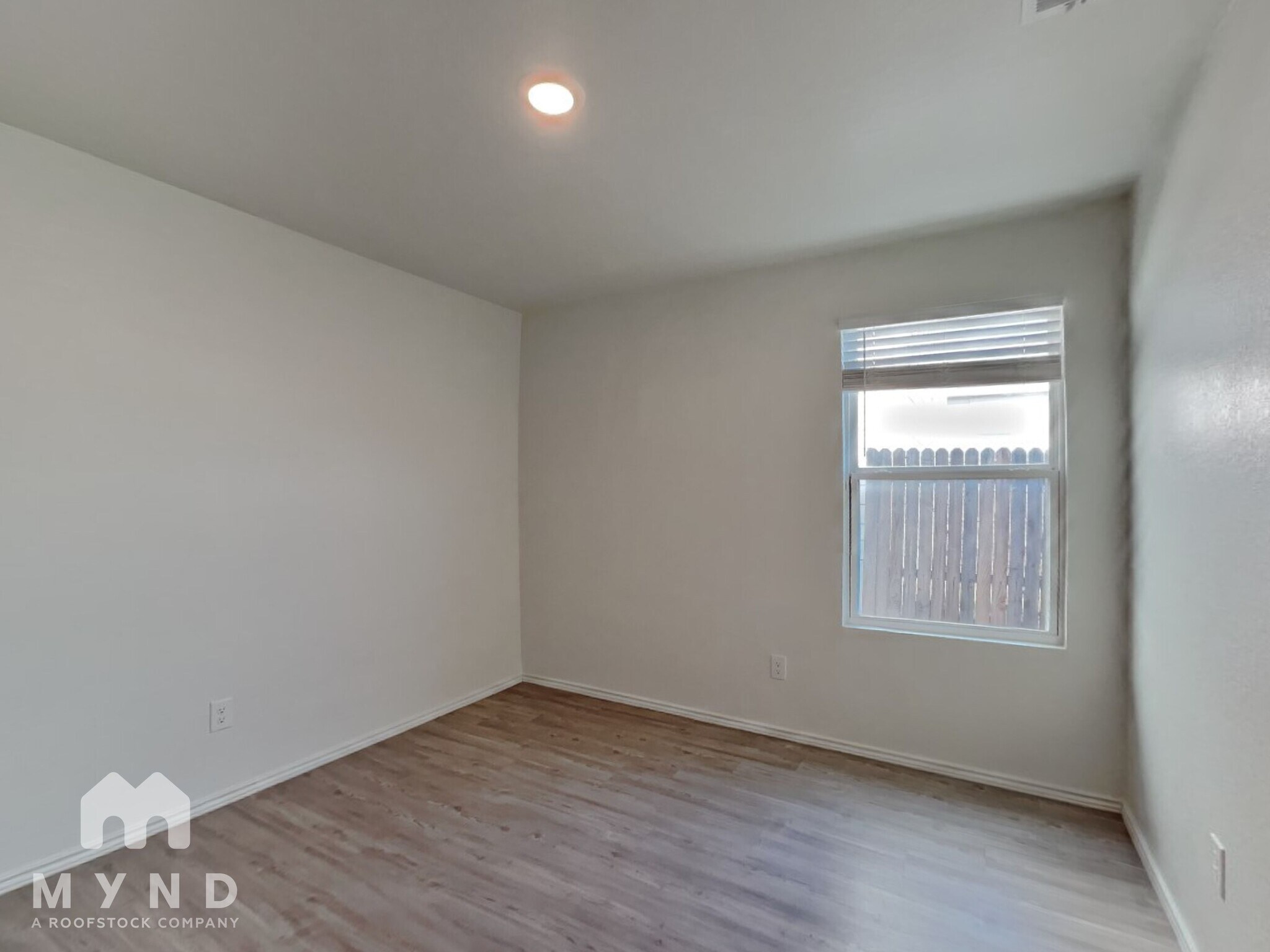 Building Photo - 7102 Tides Trl