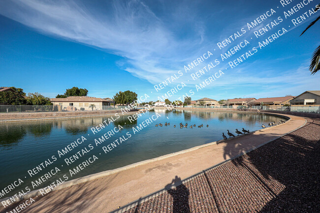 Building Photo - 10844 W Palm Ln