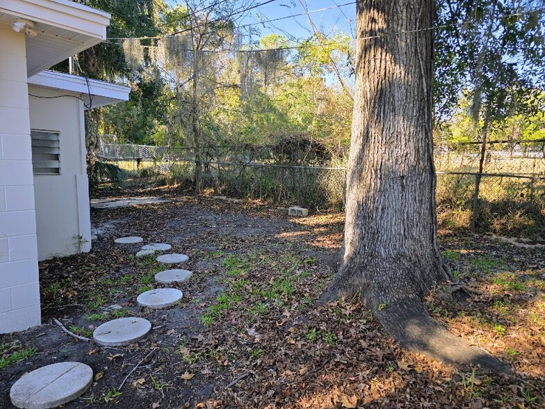 Building Photo - 272 A St