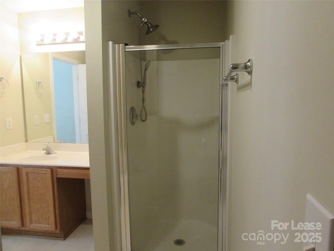 Building Photo - 17636 Caldwell Track Dr