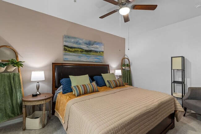 Building Photo - 5651 Double Eagle Cir