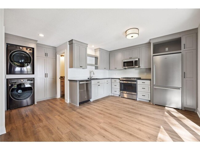 Building Photo - 21845 Byron Cir