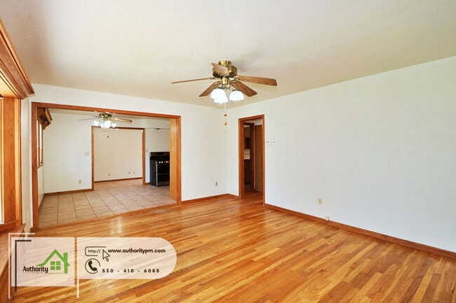 Building Photo - 4465 Red Bluff St