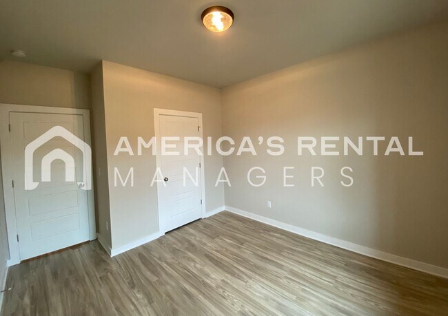Building Photo - Home for Rent in Jemison, A!! Sign a 13 Month Lease by 5/15/26 to get 1 MONTH FREE RENT!!