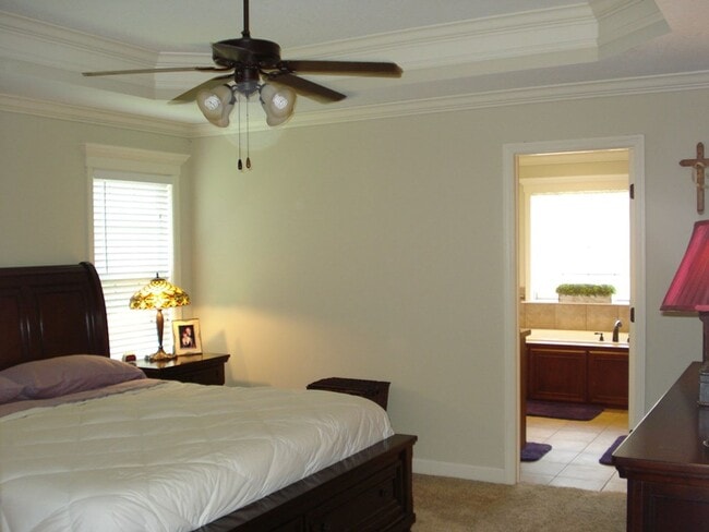 Building Photo - Exquisite Georgia Living: Elegant 3-Bedroom Home with Modern Amenities in Hahira. Located in Nels...