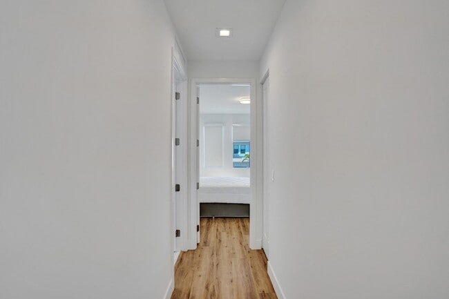 Building Photo - 9140 Silver Marsh Ln