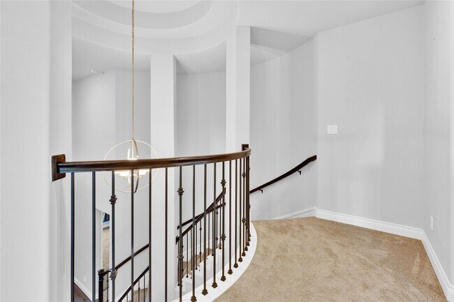 Building Photo - 28907 Ridge Valley Ct