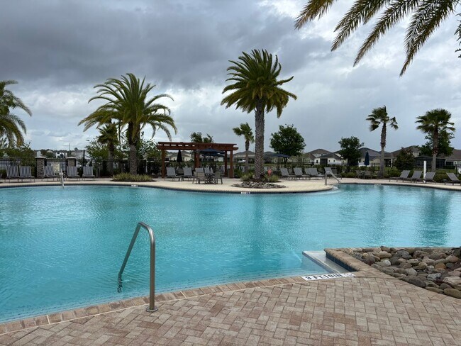 Building Photo - Modern Town House is located Tapestry Community in Kissimmee