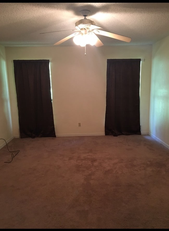 Building Photo - 928 Verone Terrace