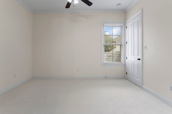 Building Photo - 2437 Fiero St