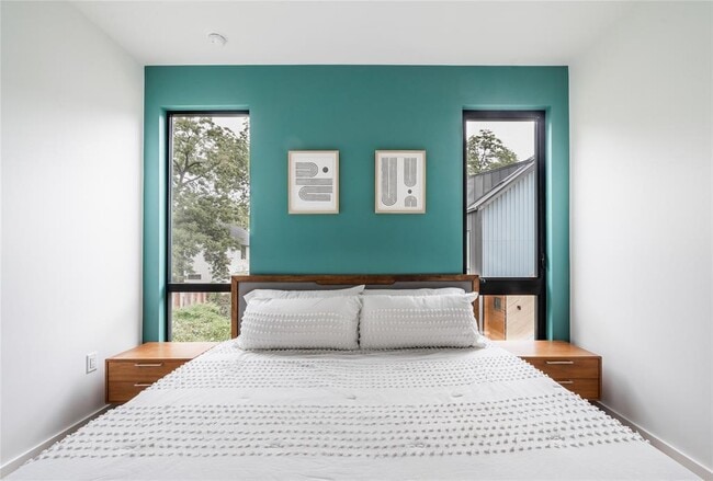 Building Photo - 1103 Cherico St