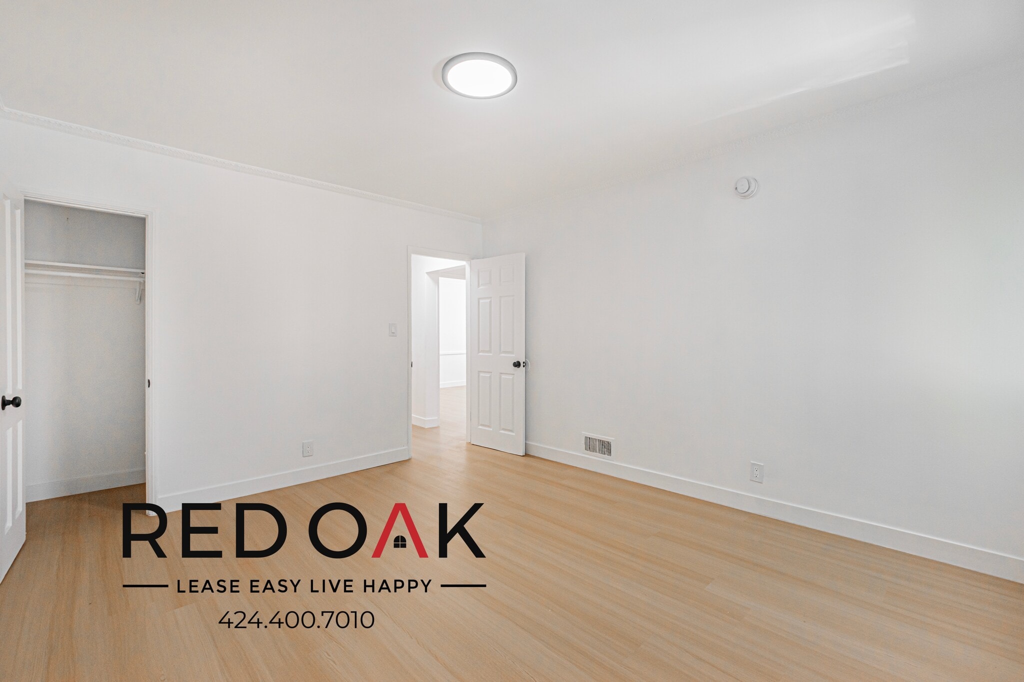 Building Photo - 1622 W 83rd St