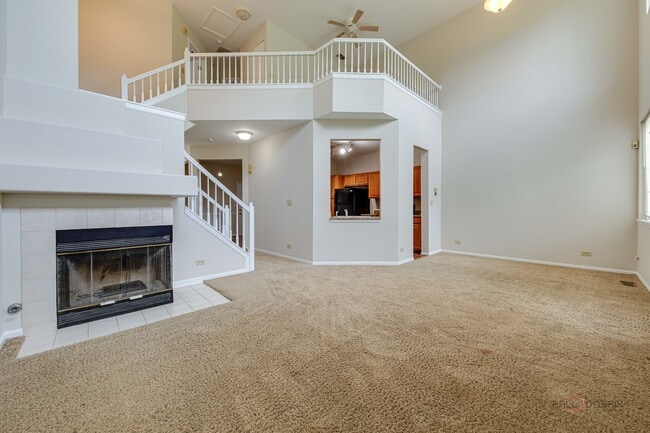 Building Photo - 45 S Oakhurst Dr