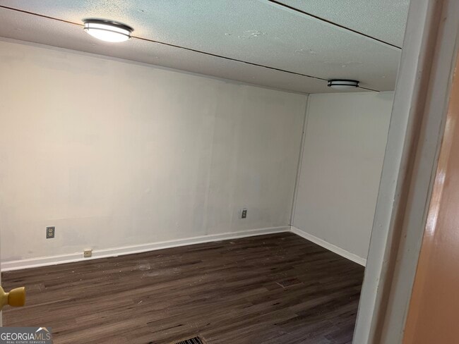 Building Photo - 106 Kathy Ln