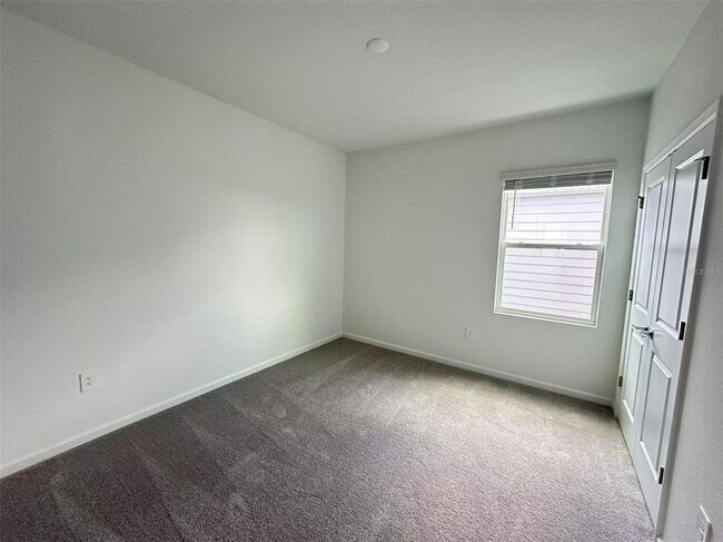 Building Photo - 7143 Rosy Sky Ave