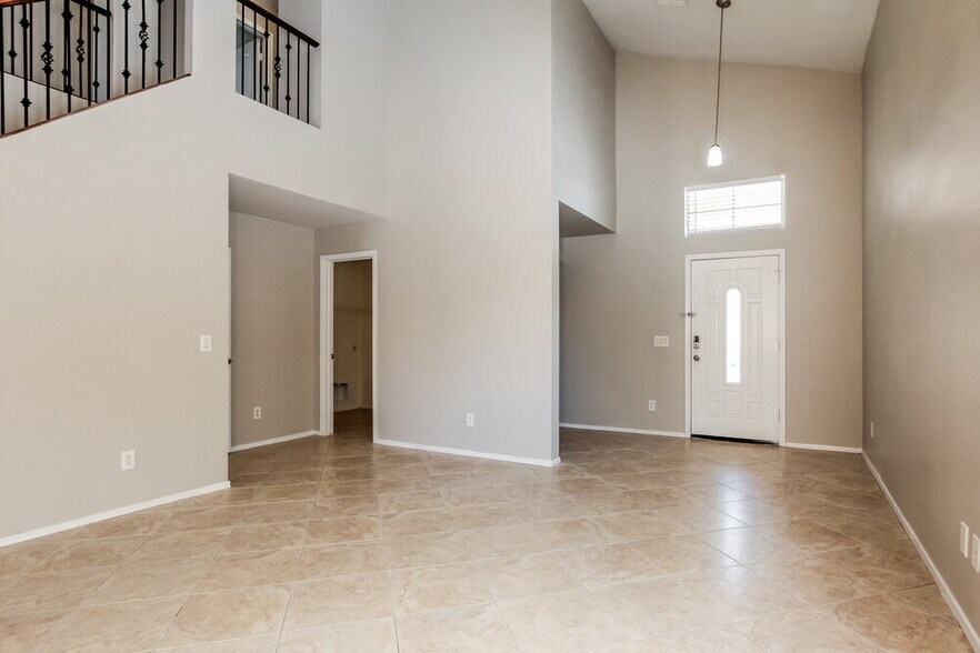 Building Photo - 21868 W Mohave St