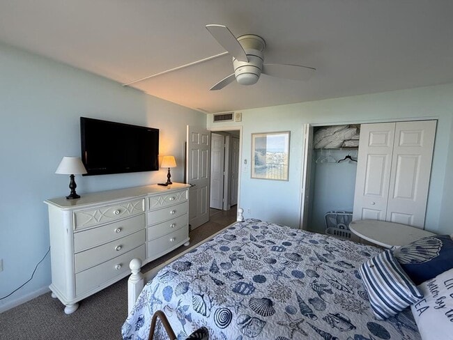 Building Photo - 440 Seaview Ct