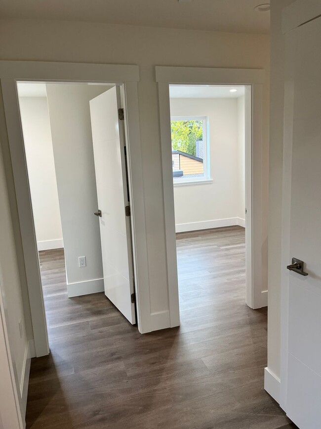 Building Photo - Brand New Ferndale Townhome - 3 bedroom, 2...