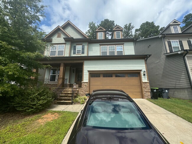 Building Photo - Room in House on Grande Chateau Ln