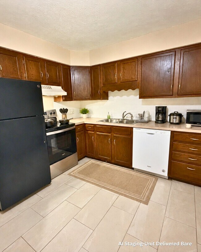 Building Photo - 2424-2452-2452 Echo Valley Dr