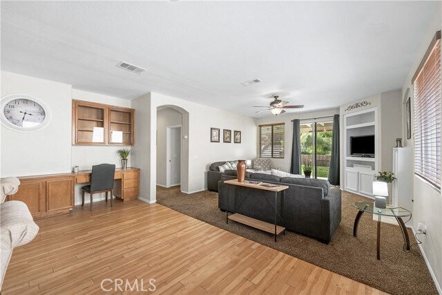 Building Photo - 39951 Capland Dr