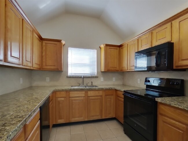 Building Photo - 1414 Ashway St