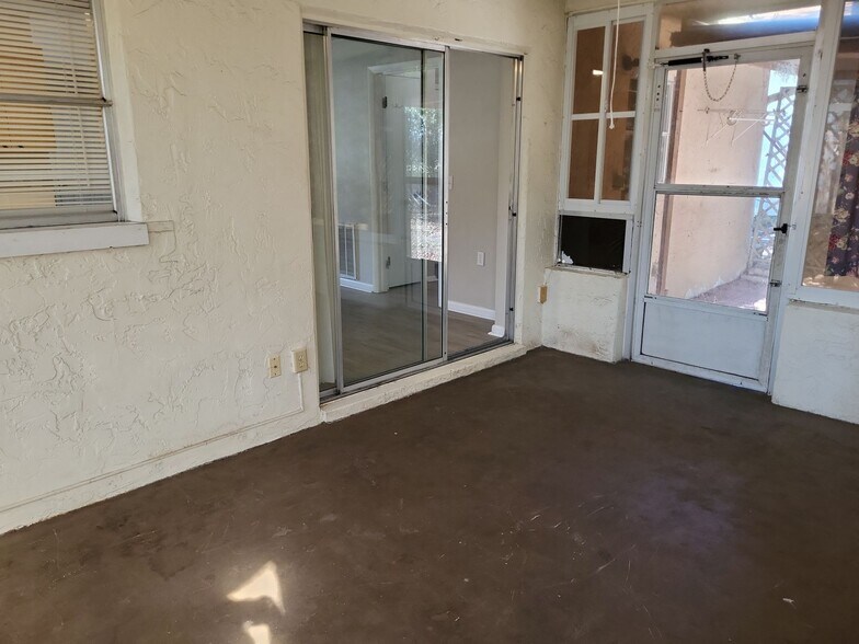 Building Photo - 20 New Florida Ave